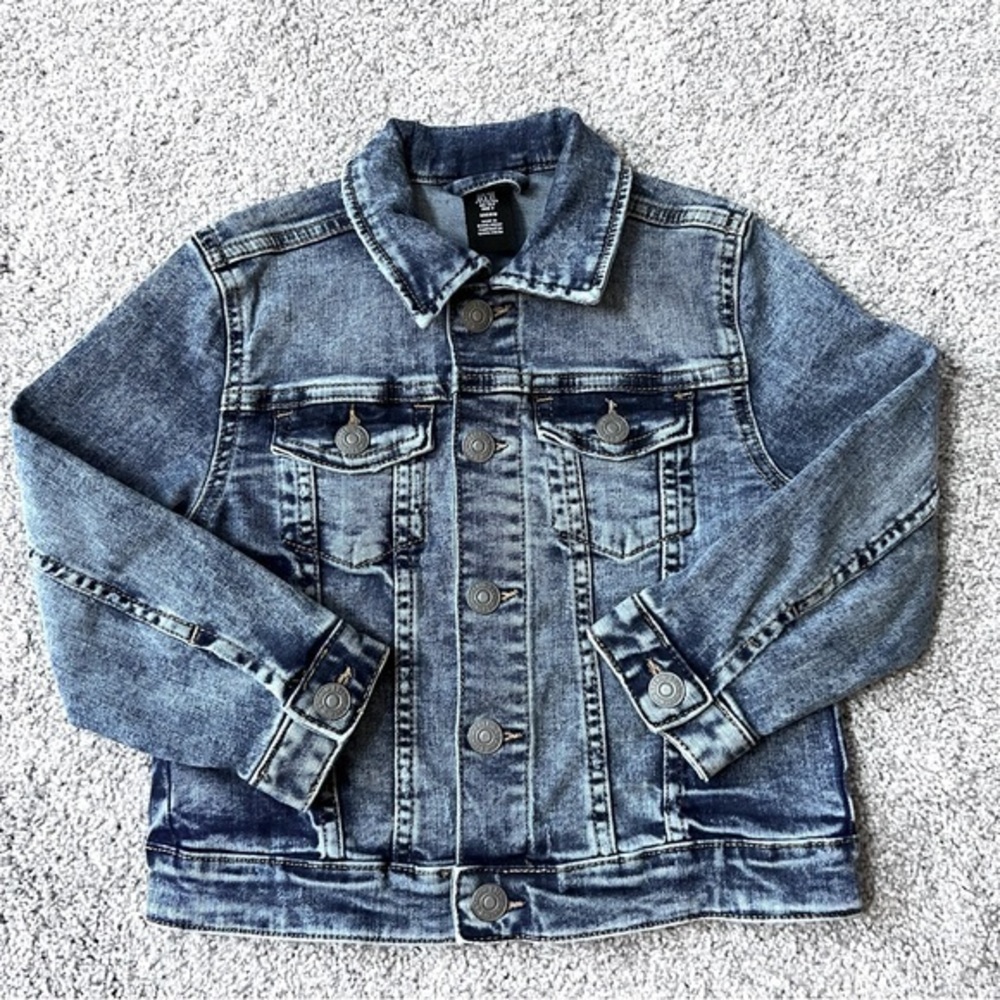 & Denim toddler size 3-4Y denim jacket with snap closure